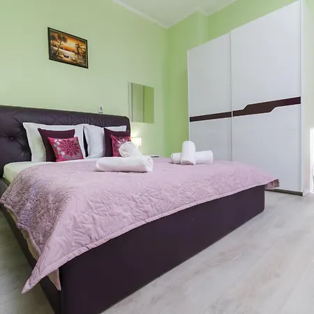 1-bedroom Center Secret Gem * Plovdiv