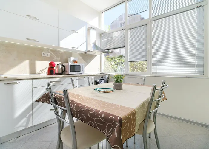 1-bedroom Center Secret Gem 公寓 普罗夫迪夫