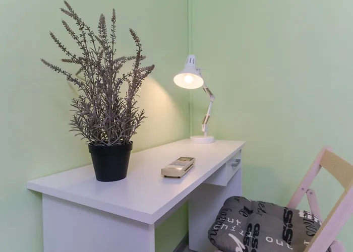 1-bedroom Center Secret Gem 公寓